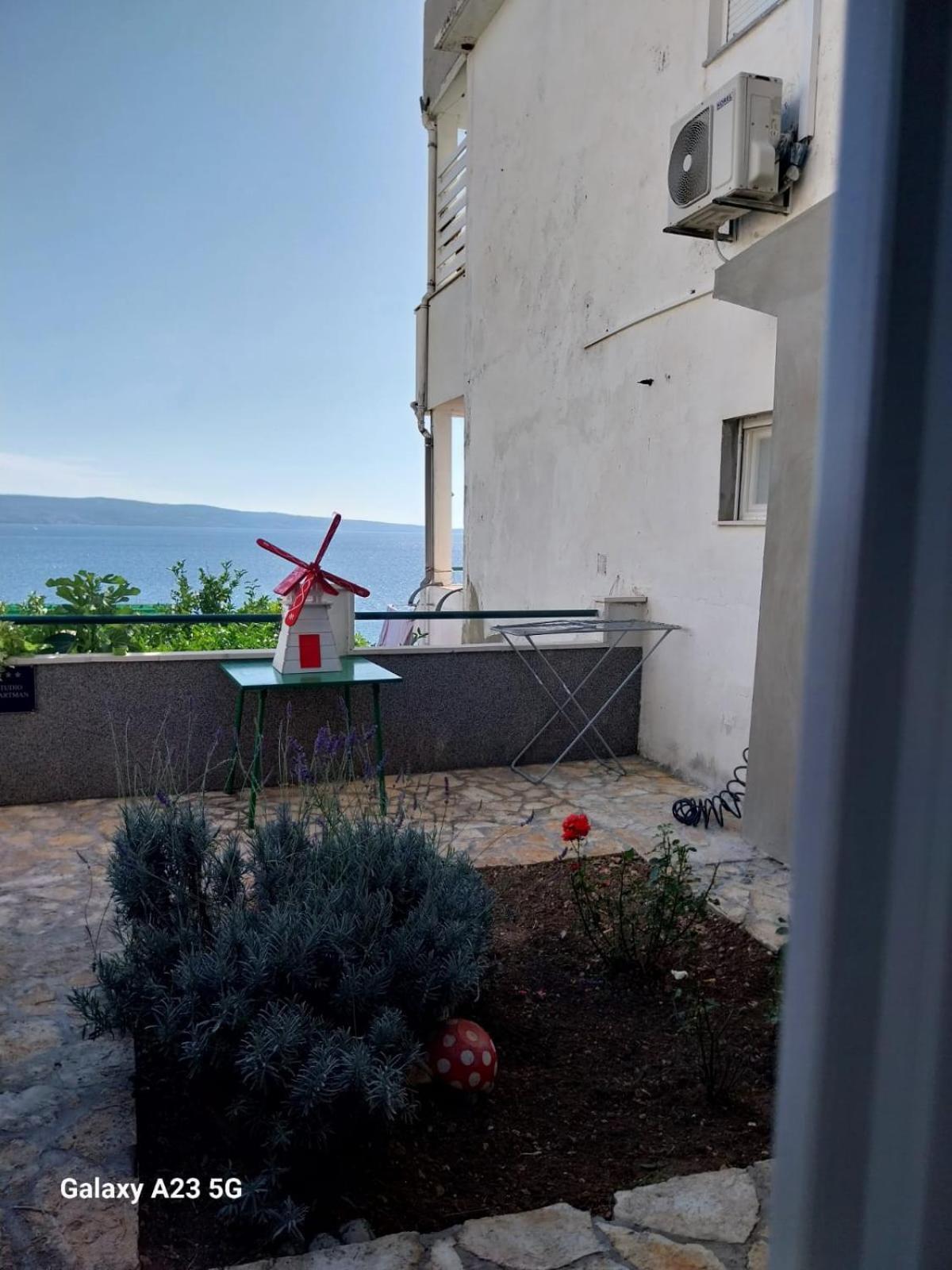 Judita Omiš Exterior foto