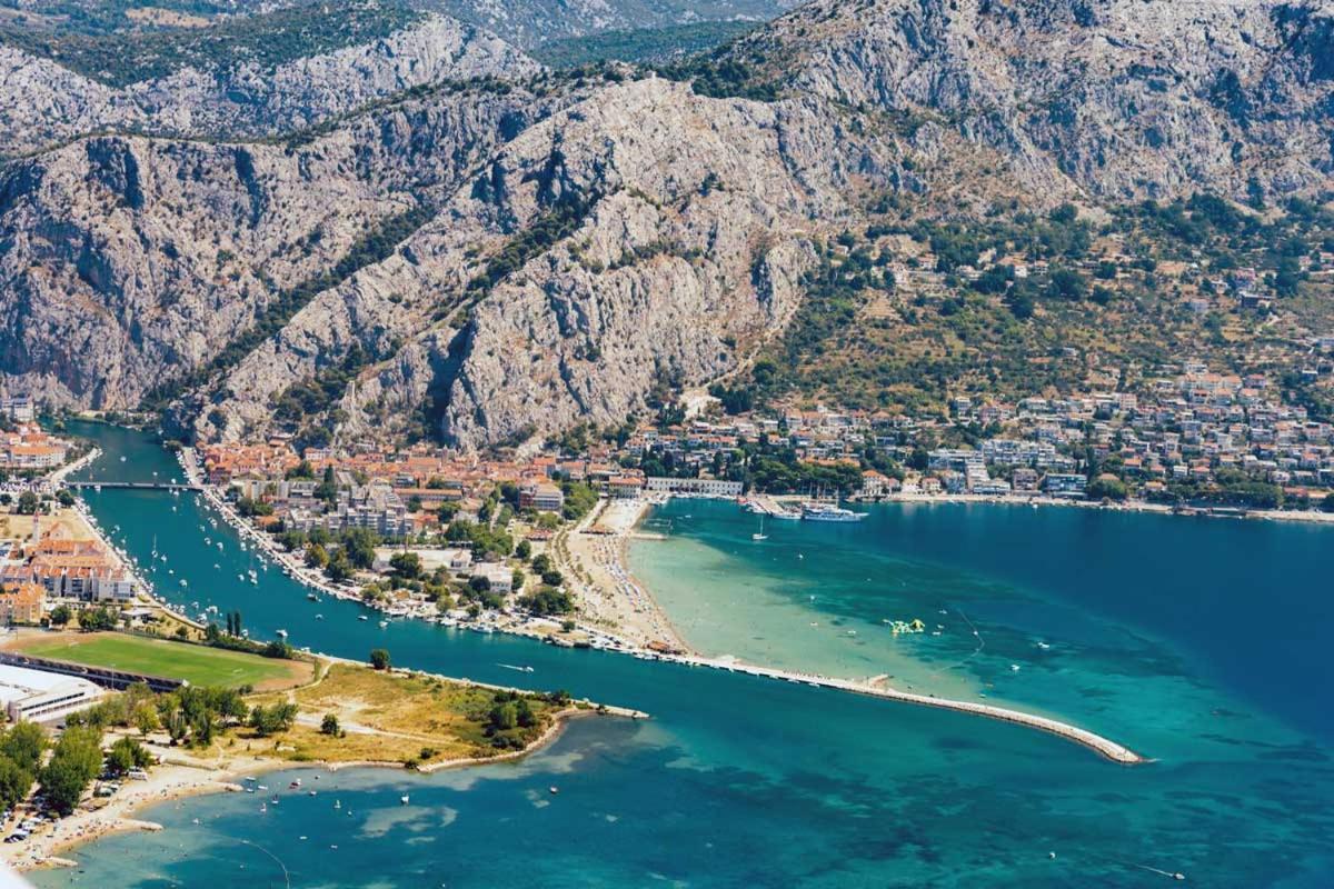 Judita Omiš Exterior foto